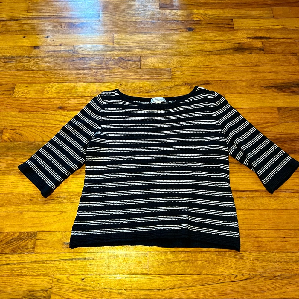 Knitted wool St. John blouse